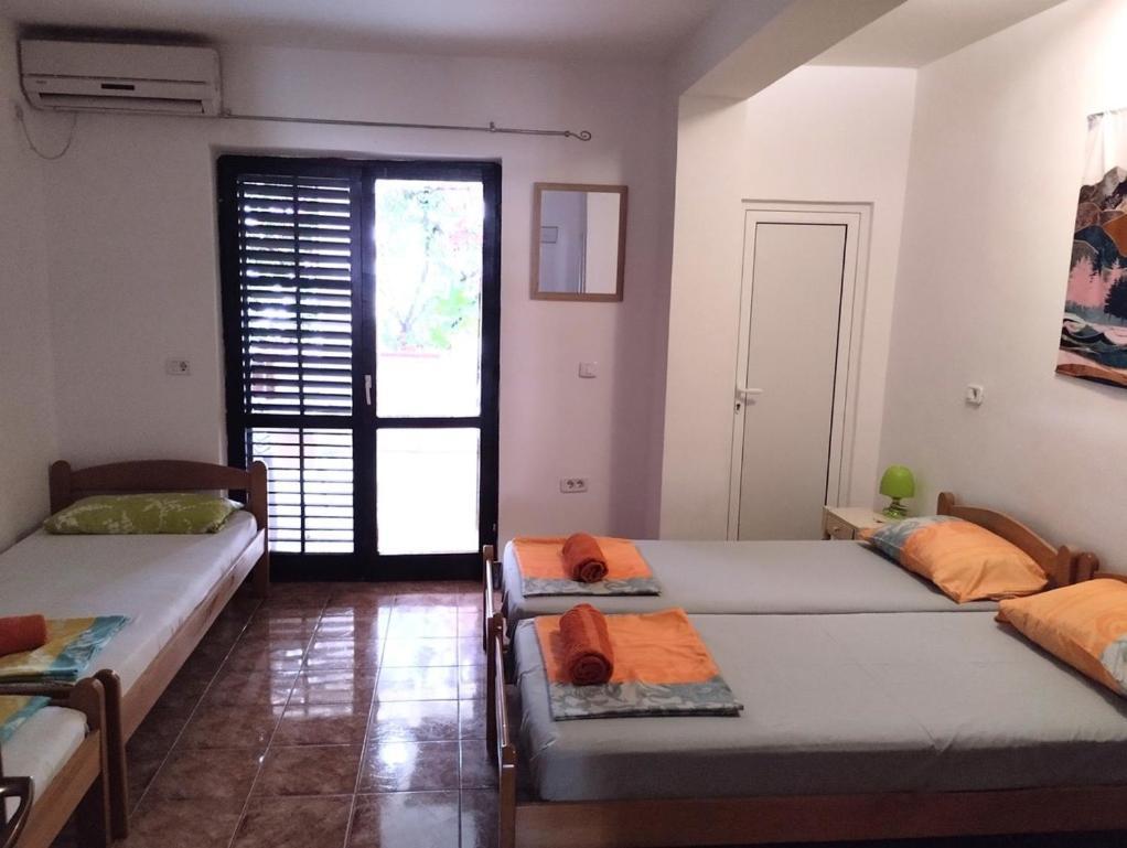 Apartment Sandra Будва Экстерьер фото